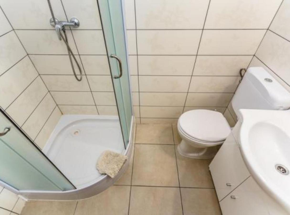 Studio Apartment 2