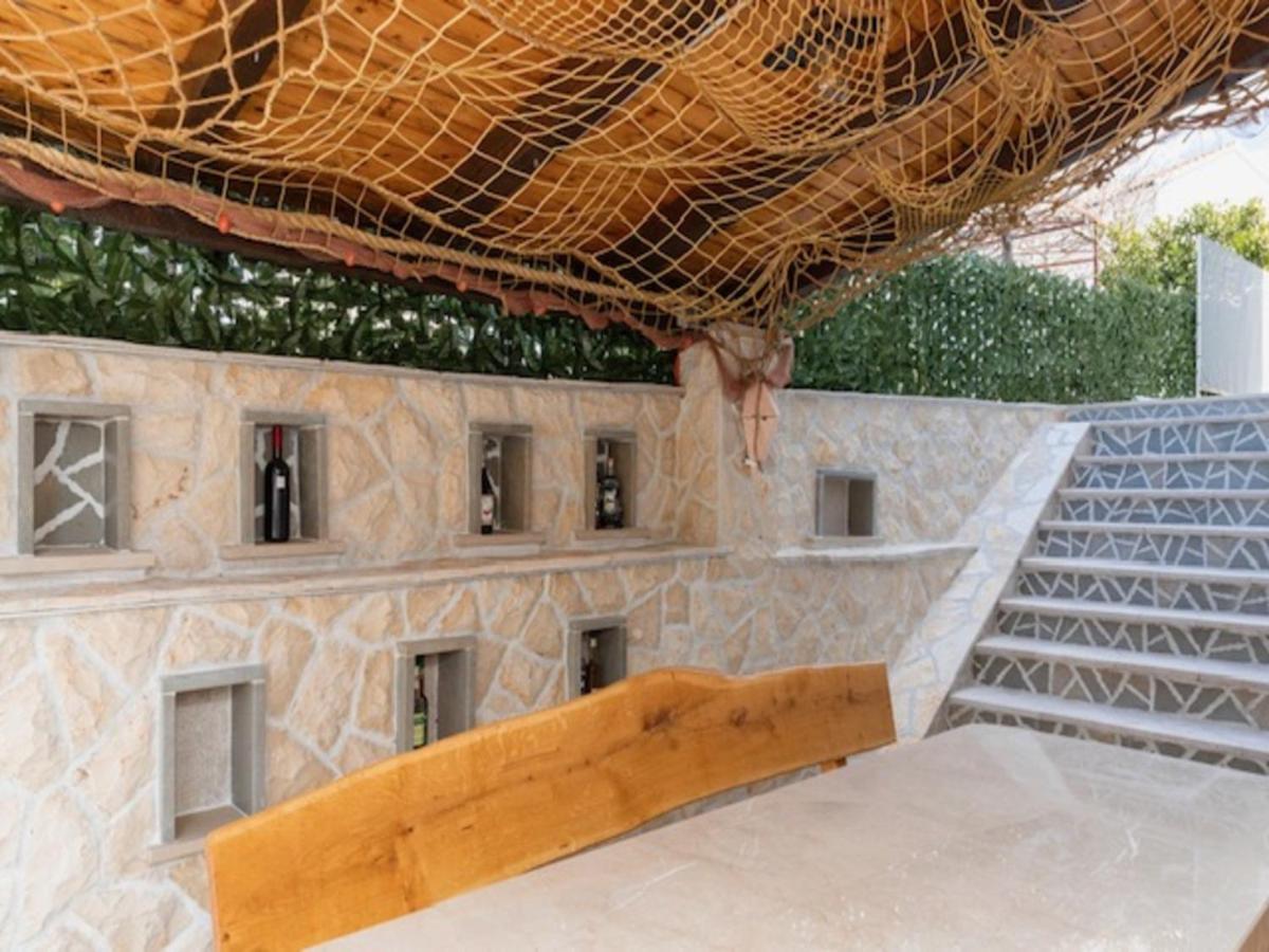 Apartment mit 2 Schlafzimmern und Balkon
