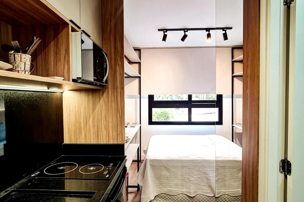 ECS314 Easy and Sophisticated In the Heart of CWB - B&B Curitiba