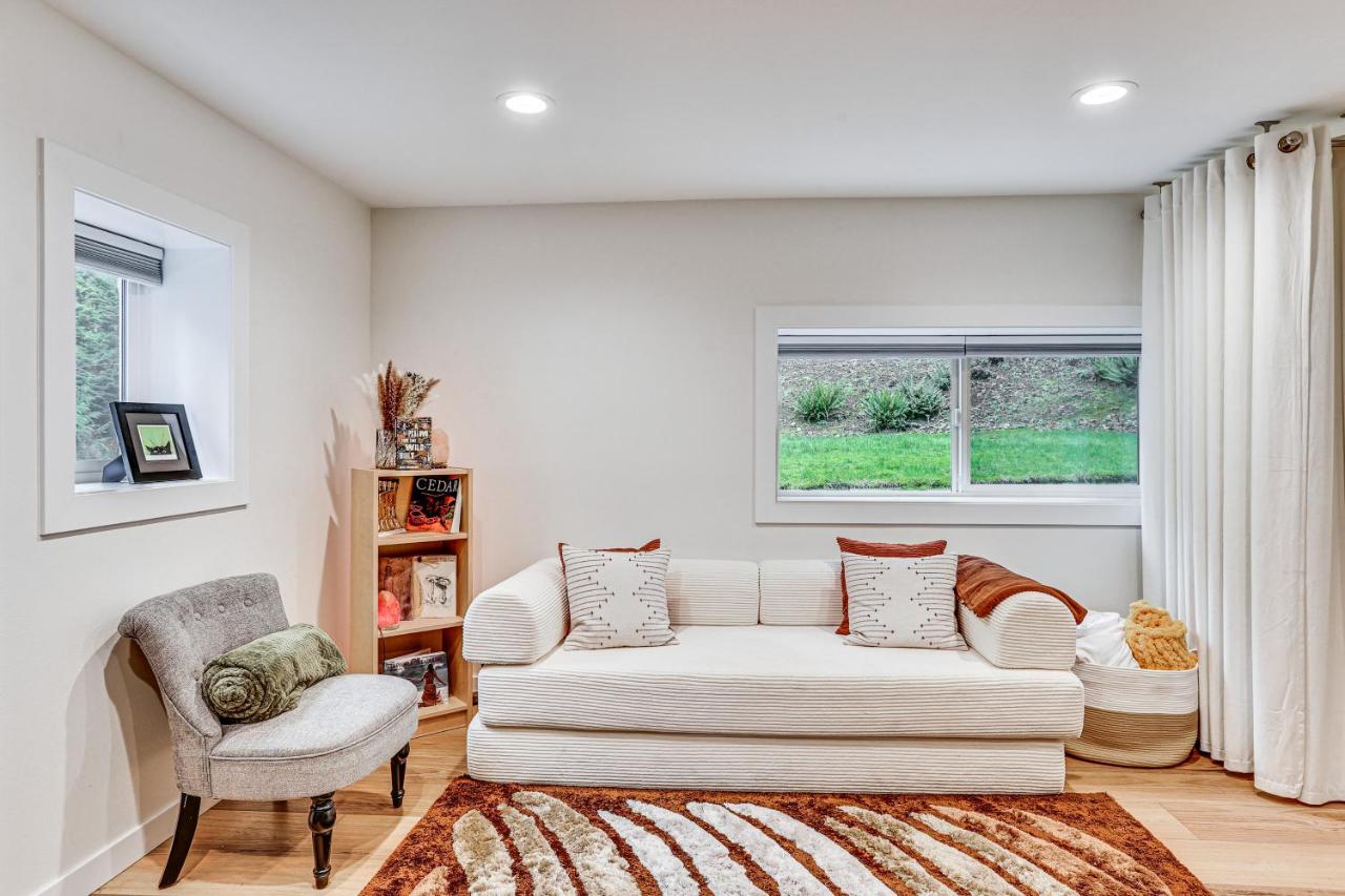 Walk to The Oyster Bar: Chuckanut Dr Retreat! - B&B Bow