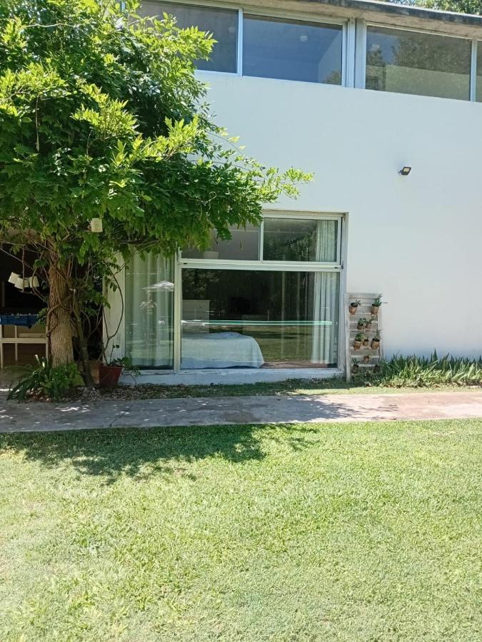 Excelente Casa Quinta Los Bosquecitos - Brandsen - B&B Coronel Brandsen