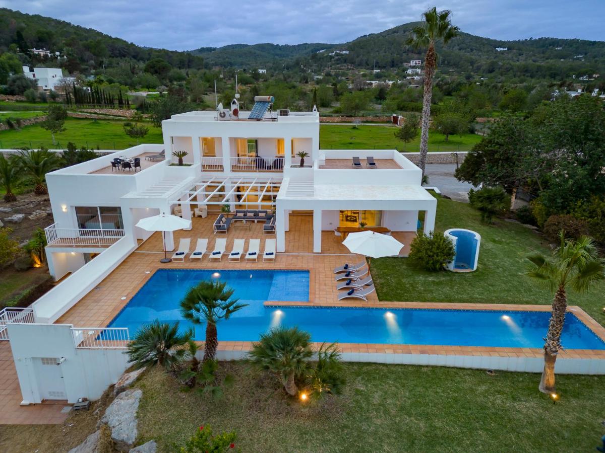 Villa near Ibiza Town sleeps 1213 - B&B San Rafael de Sa Creu