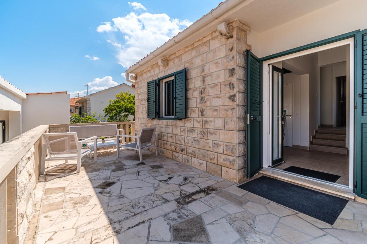 Luke Family Villa Supetar - Ferienwohnung Supetar