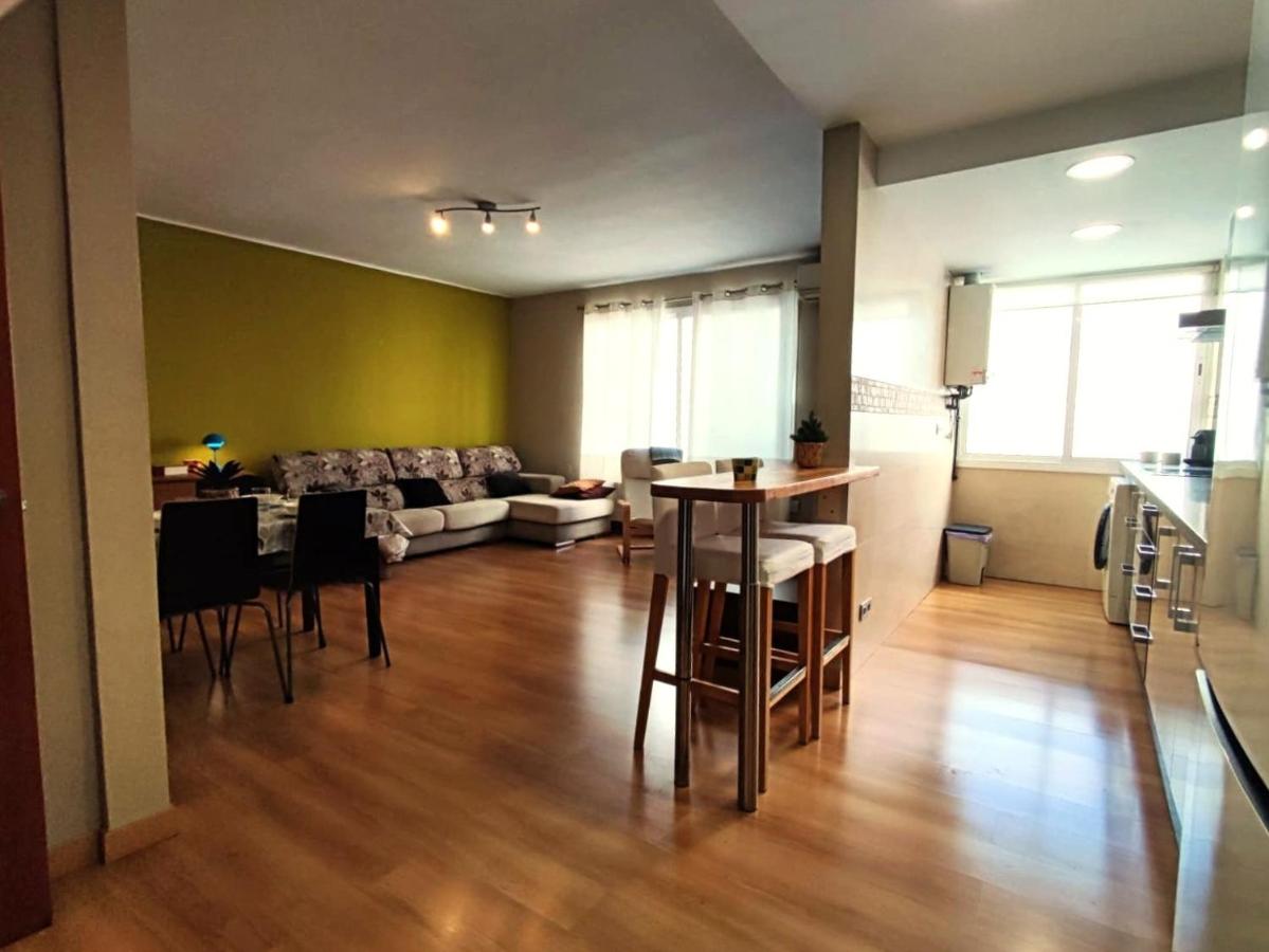 Amplio piso en el centro de Tarragona - B&B Tarragona