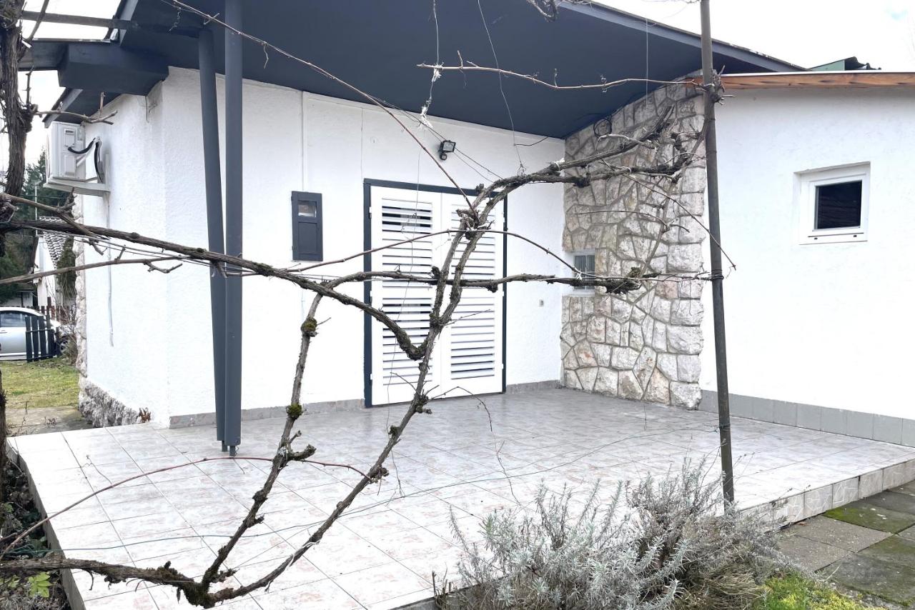 CsakMiKisház - B&B Harkány