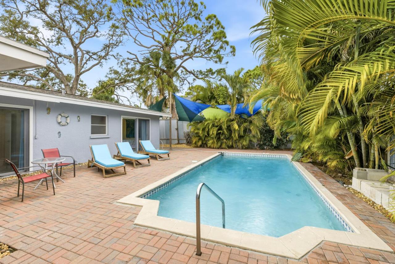 Trish's Beach Retreat with PoolSpa by Siesta Keys - B&B Sarasota