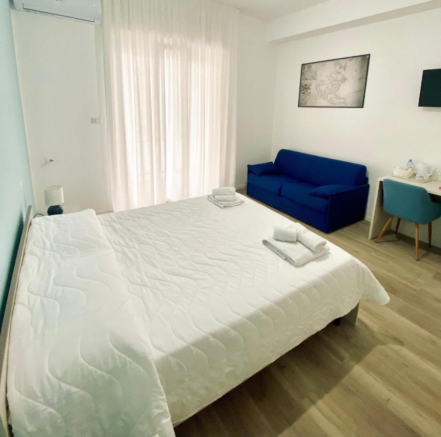 Casa Milà - Home & Rooms - B&B Milazzo