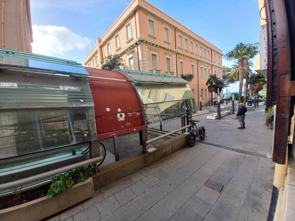 Via Zecca - Ferienwohnung Reggio di Calabria