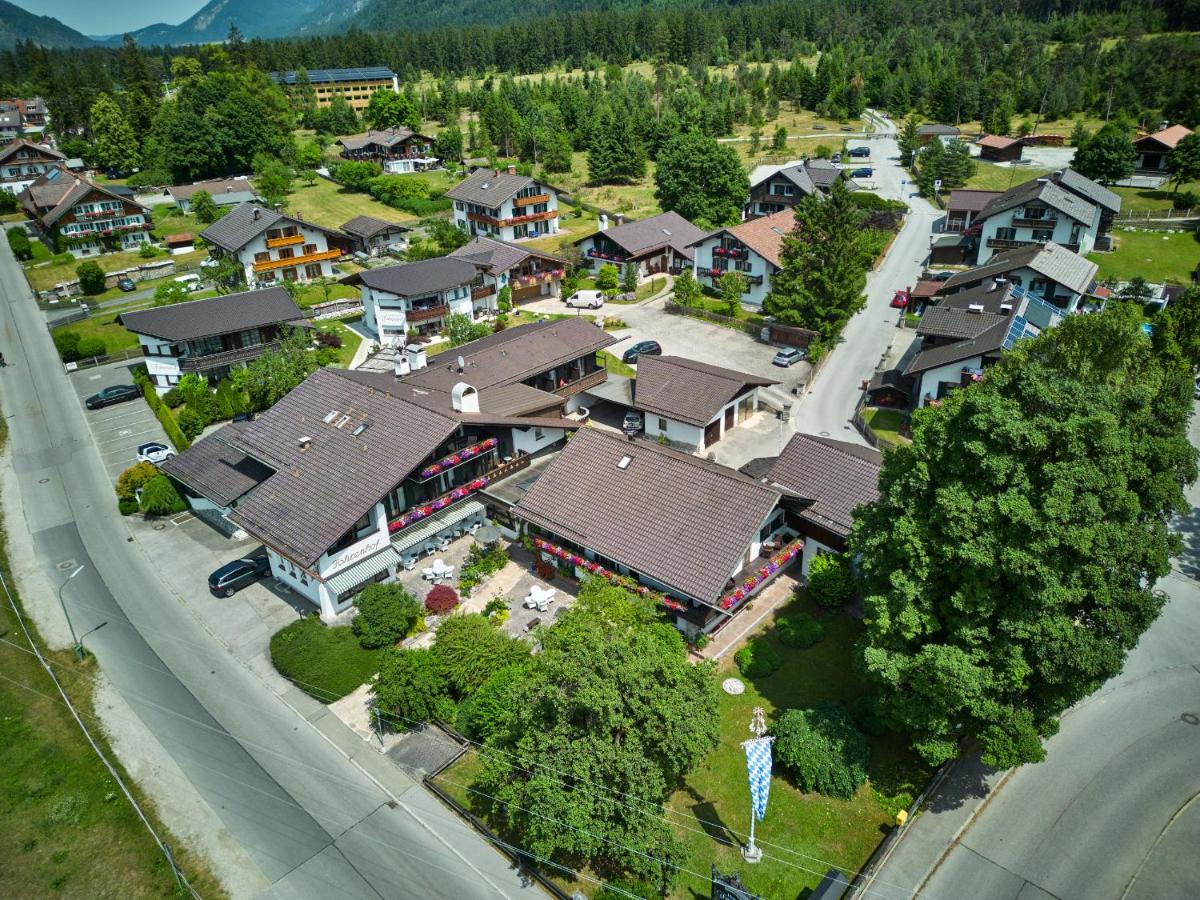 Föhrenhof Apartments - B&B Farchant