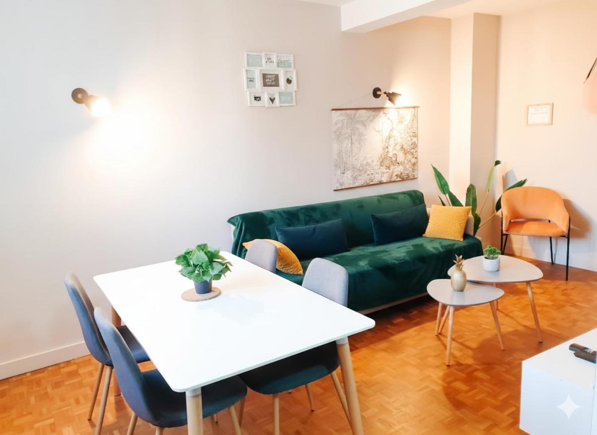 New Cosy Home - T5 - Grand appartement avec parking gratuit - Chambres d'hôtes Pau