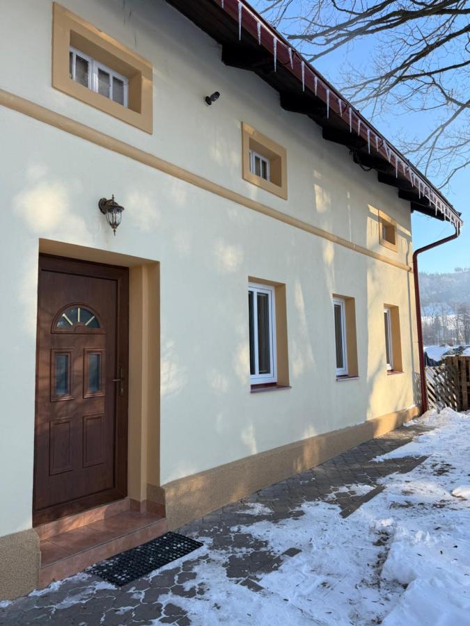 Red Water Apartments - B&B Červená Voda