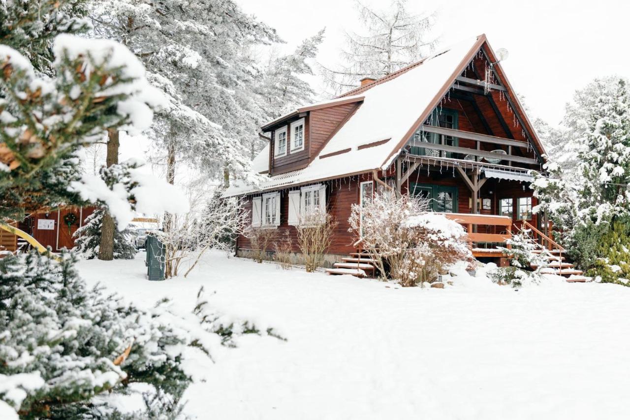 Dom Zielarki z widokiem na jezioro, sauna, balia - Ferienwohnung Żuromino