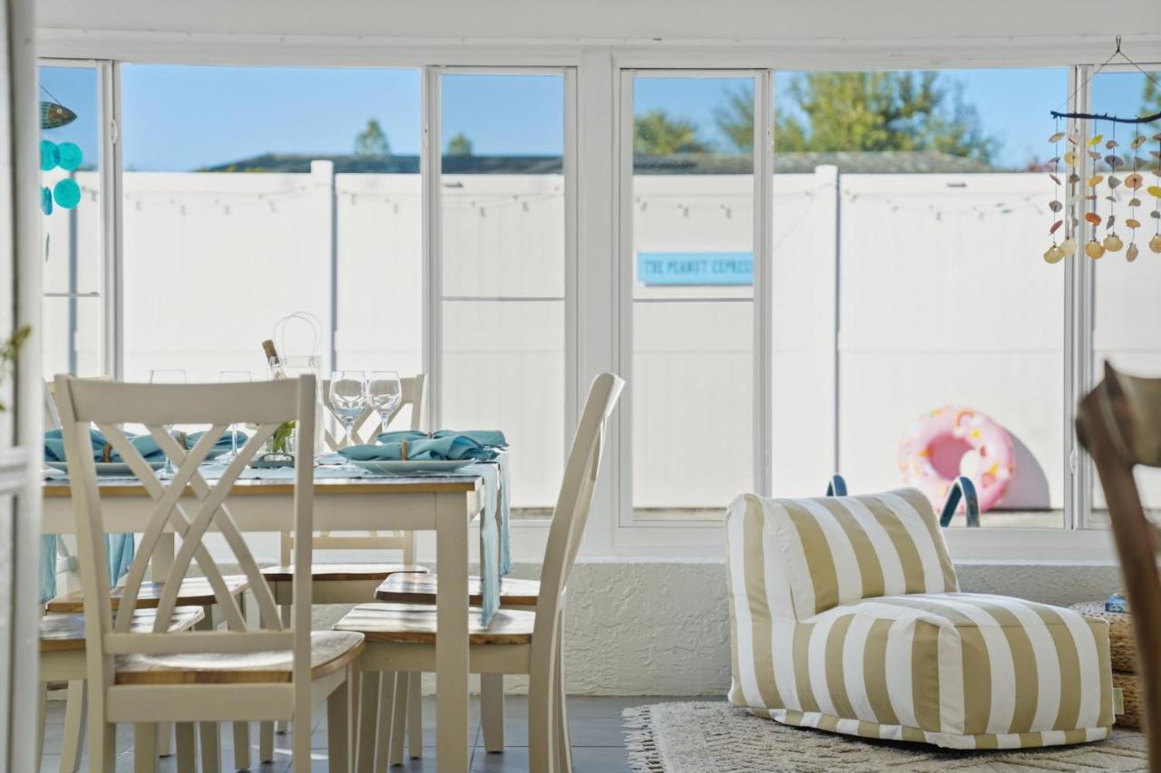 ⚓NEW! Driftwood Dreams, Heated Pool, Game Room, Min to AMI Beaches! - B&B Bradenton
