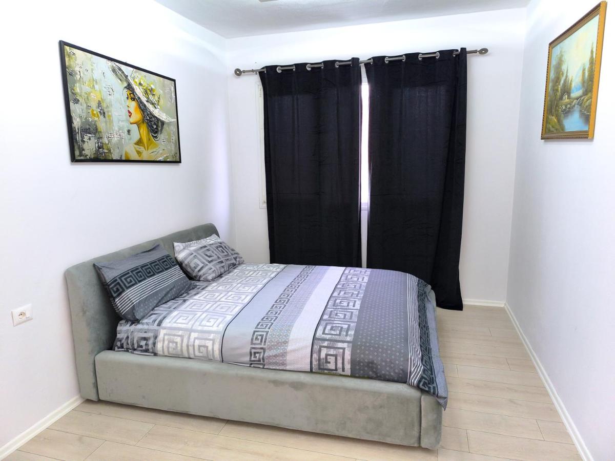 Deas Apartments in Tirana 2 - B&B Tirana