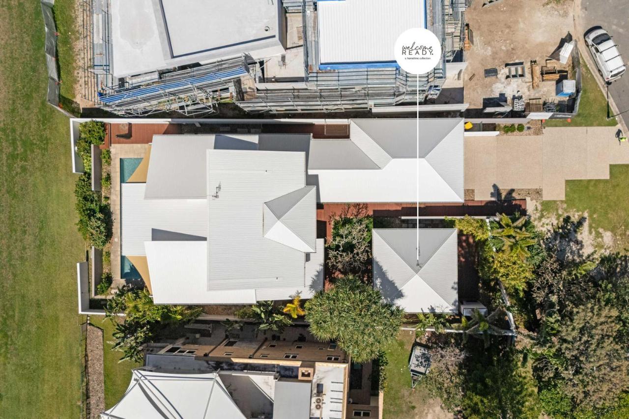 The Bungalow - Peaceful Hideaway Steps from the Sea - B&B Caloundra