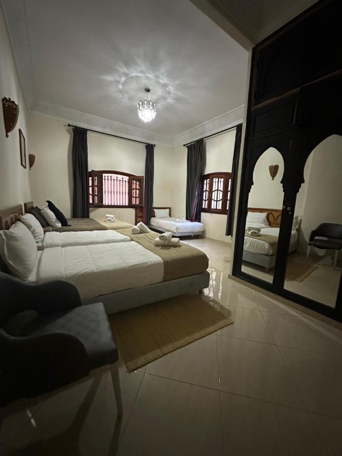 Chambre Familiale avec Salle de Bains Privative