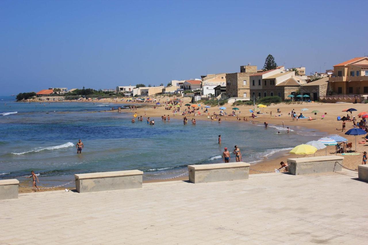 Appartamenti Pomelia Punta Secca - Chambres d’hôtes