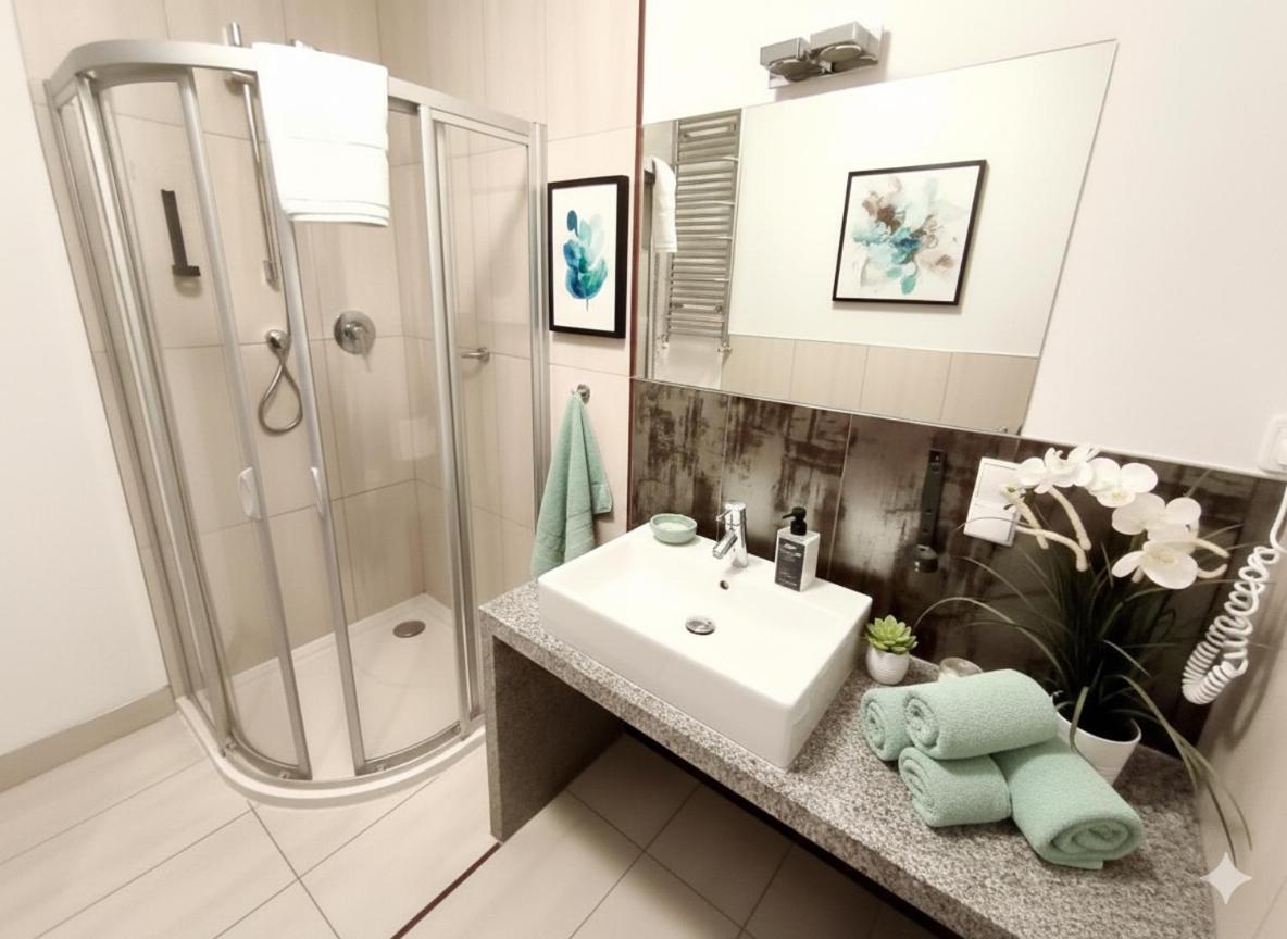 122 W PIĘCIOGWIAZDKOWYM ROYAL TULIP SAND 200m plaża DOBRUK APARTAMENTY ROMEK prywatny - Chambres d'hôtes Kołobrzeg