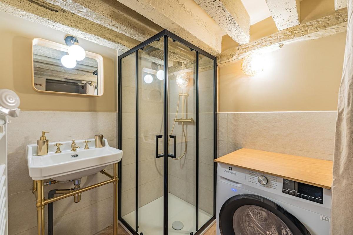 Designer 2 BDR flat 2WC in le Marais - B&B Parigi