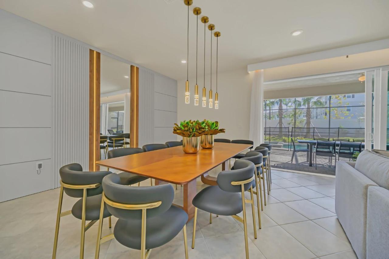 Large Luxury Retreat With Game Room In Windsor Cay - B&B Orlando