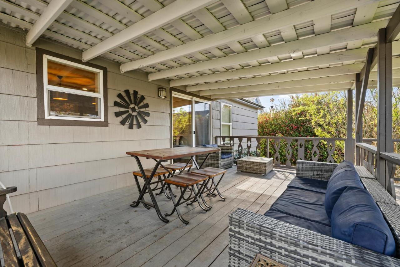 Spacious Family Home with Garage Game Room and Office! - Chambres d’hôtes Boise