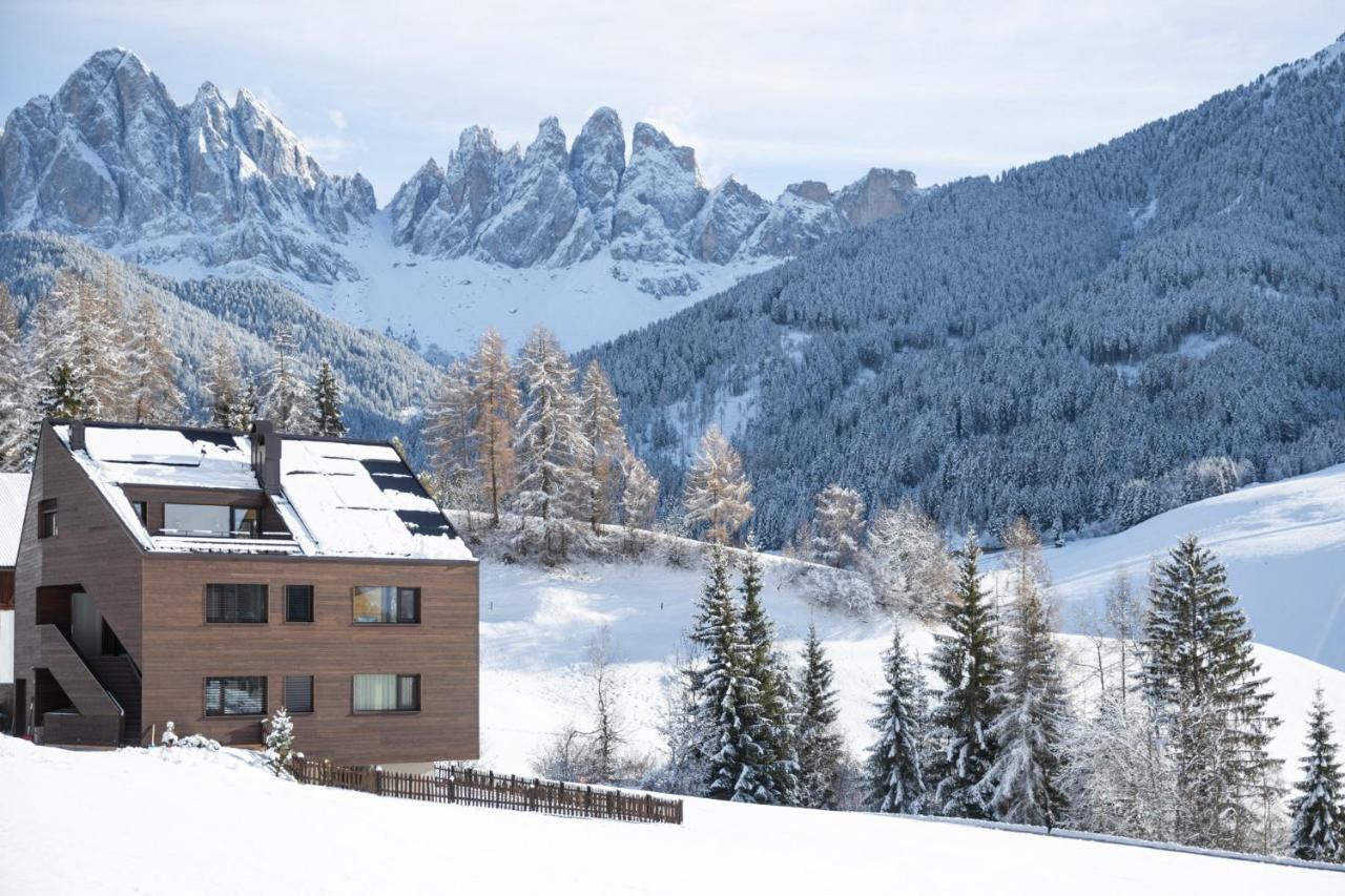 Trutscher Häusl - Luxury Dolomites Chalet with Private Hot Tub - B&B Funes