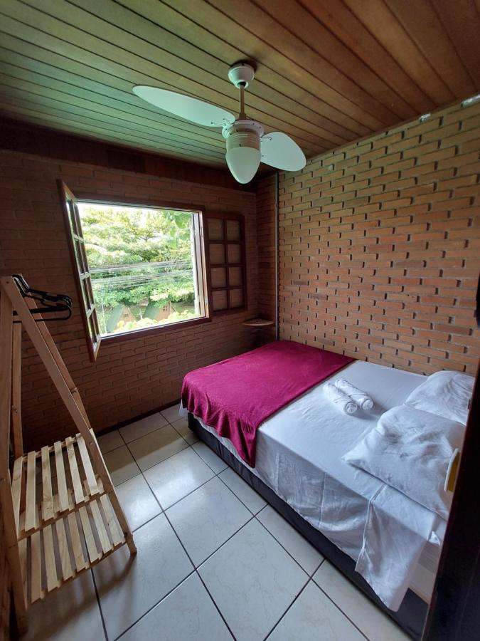 Brumar - Quarto com banheiro compartilhado