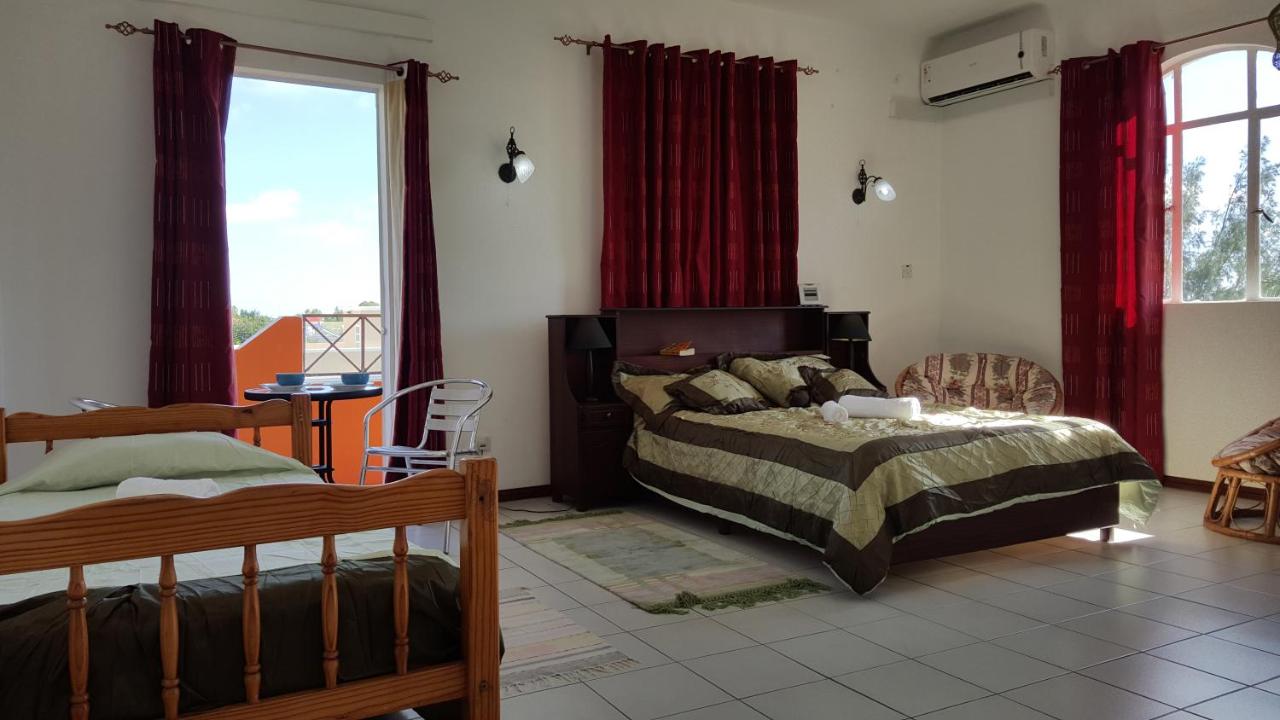 Apartment in Mon Choisy for 2 persons - B&B Trou aux Biches