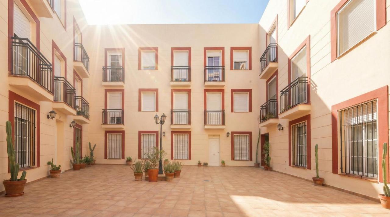 Spacious 2-Bedroom Apartment - Walk to Isla Mágica - AC - Premium Bed - B&B Seville