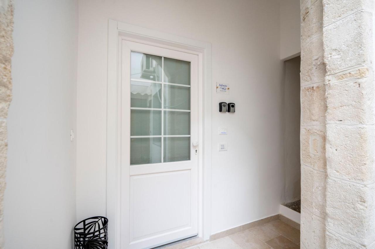 Infinito Luxury Suite by BarbarHouse - Ferienwohnung Monopoli