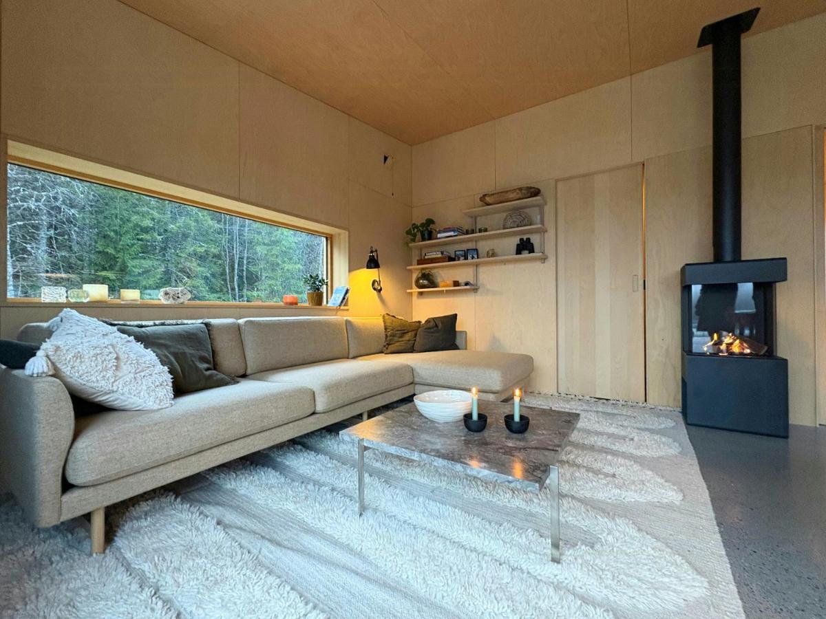 Architect-Designed Cabin By Lake With Sauna - B&B Homle