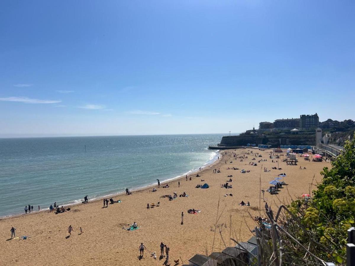 3 Bed in Broadstairs oc-n34799 - B&B Broadstairs