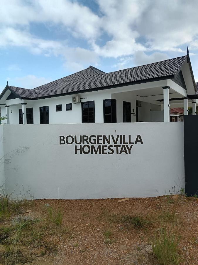 Bourgenvilla Homestay Marang - Ferienwohnung Marang
