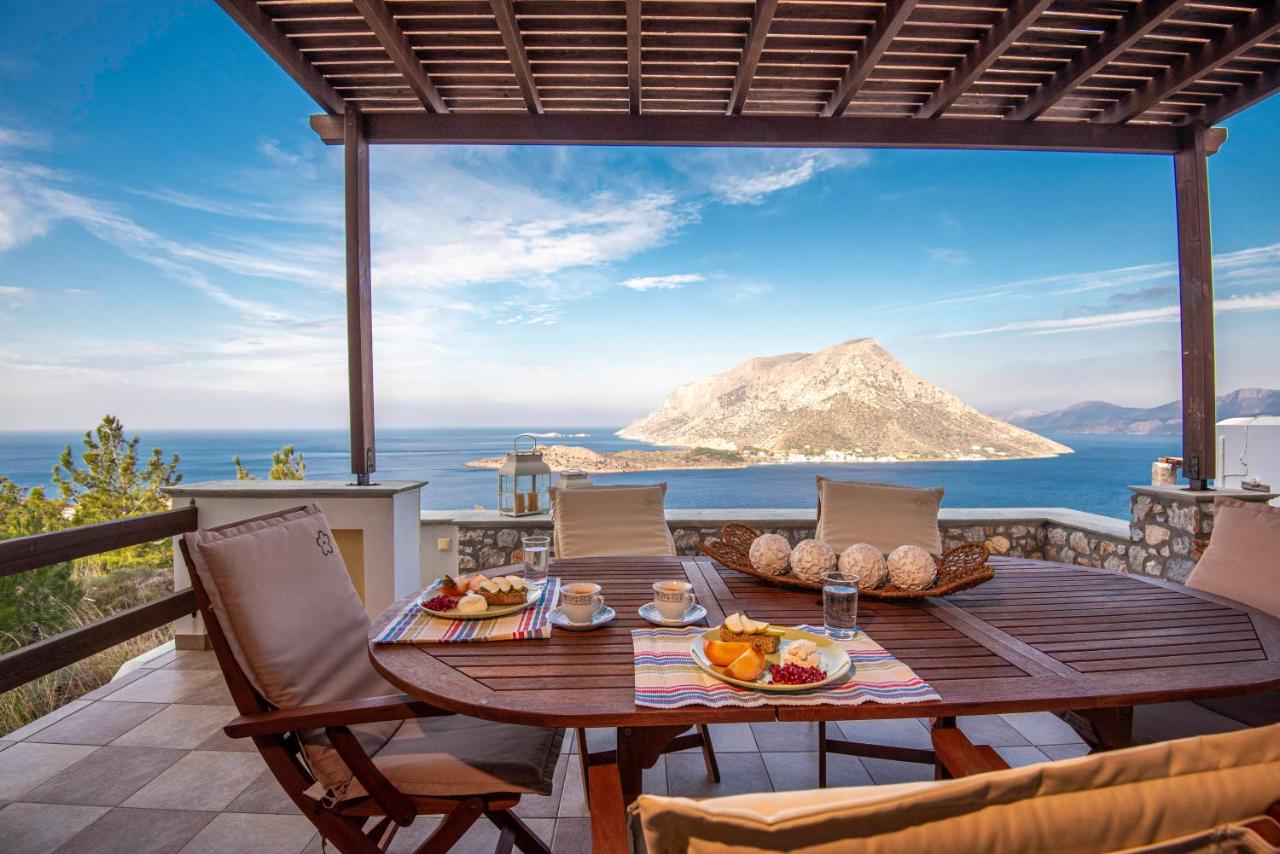 Sky & Sea View Retreat - Bed and Breakfast Kálymnos