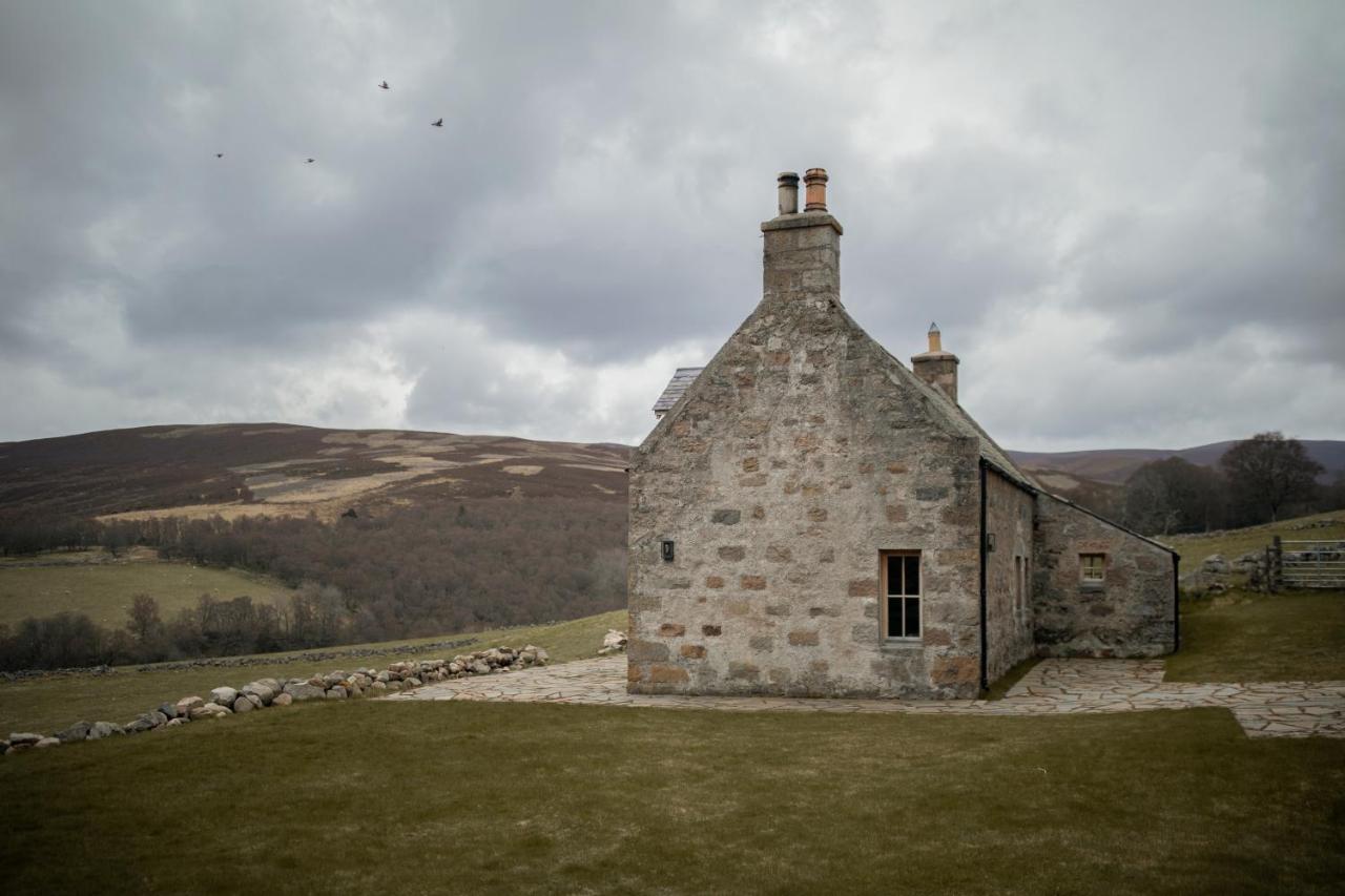 Inverenzie Cottage Rooms with a view - Chambres d'hôtes Coilacriech