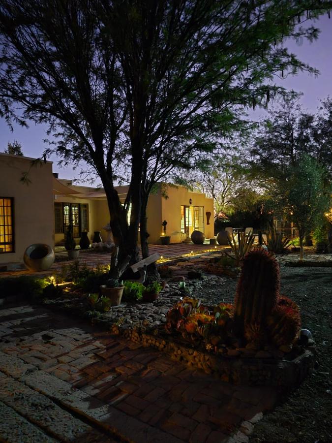 Nagenoeg Guest House - B&B Beaufort West