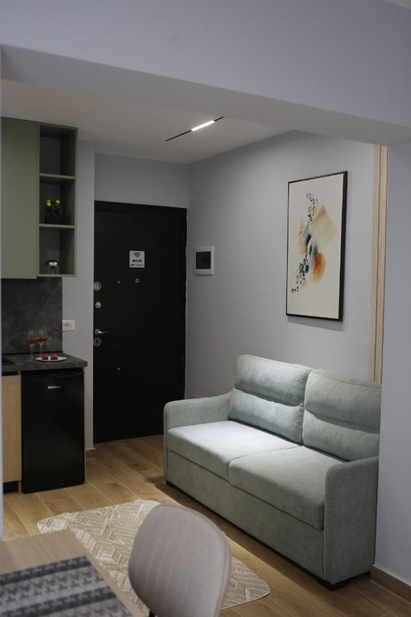 Shehu Central Apartments - B&B Tirana