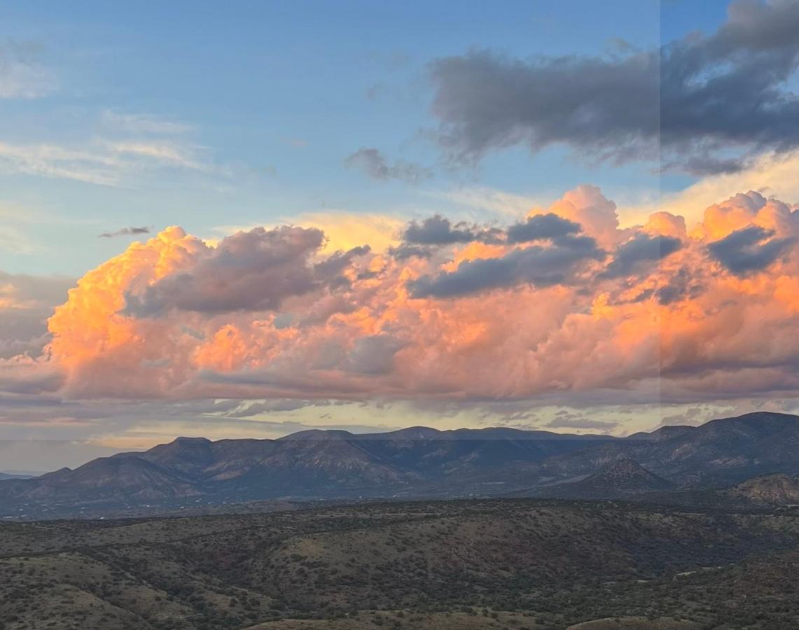 Mountaintop Home With Epic Views - B&B High Rolls