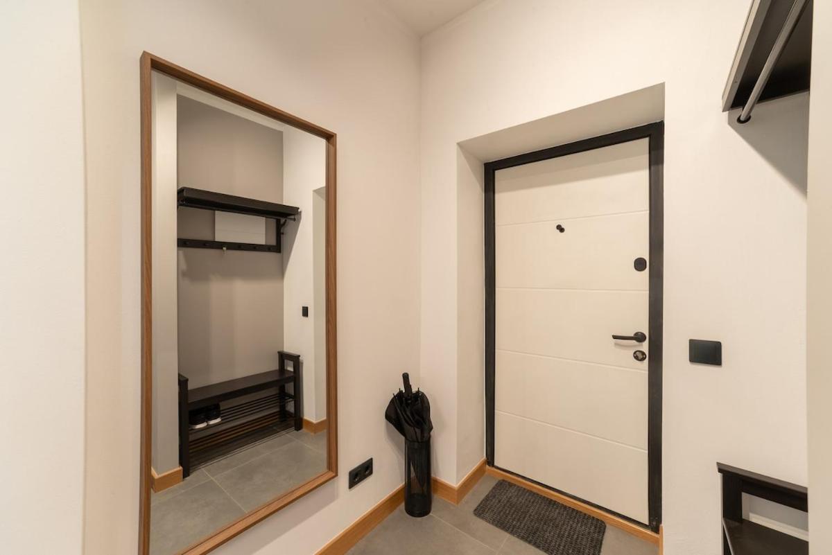 Cozy Terrace & Free Parking in the Heart of Riga - Chambres d'hôtes Riga
