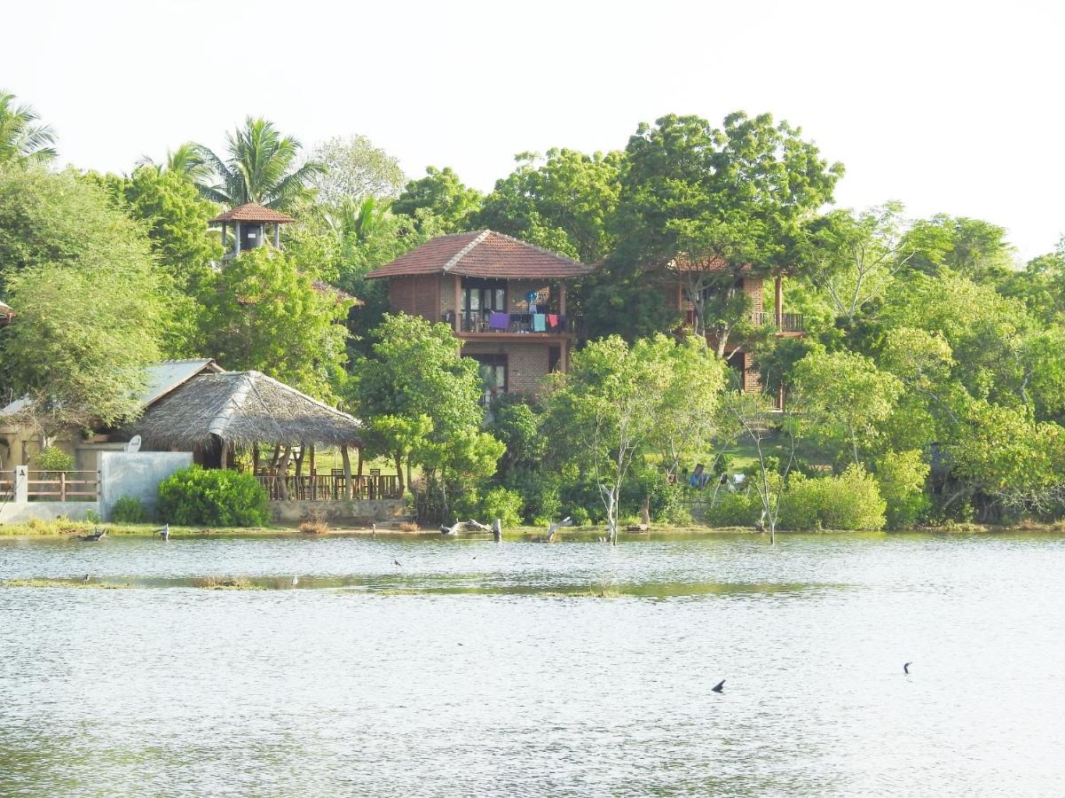 Eagles Nest Cabanas - B&B
