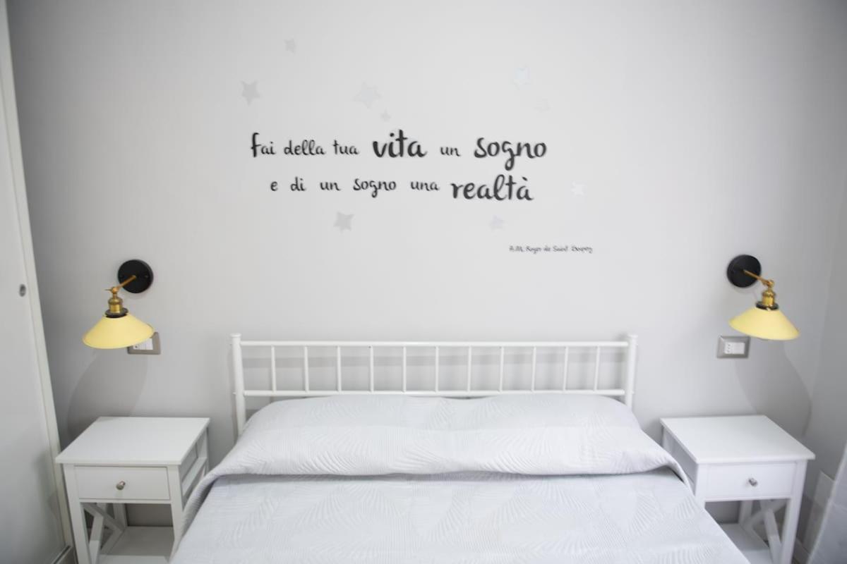 Modern apartment in Ciampino - B&B Ciampino