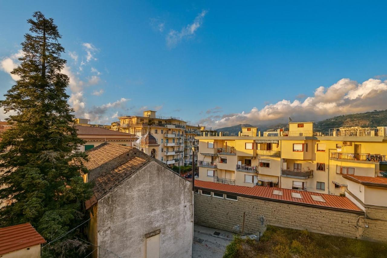 Green Relax home in SORRENTO CENTER - Chambres d’hôtes Sorrente