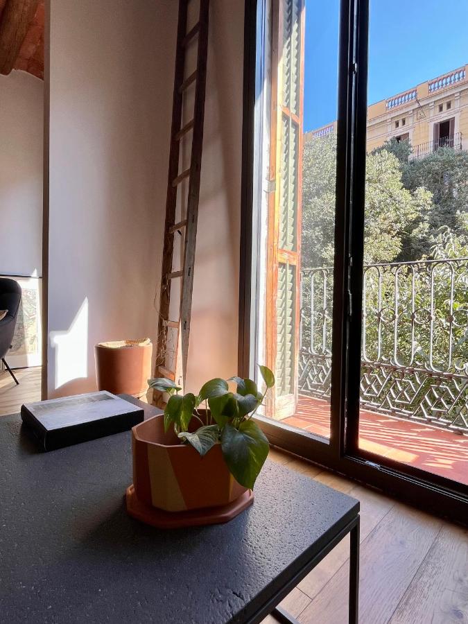 Spacious and cozy apartment - B&B Barcelona