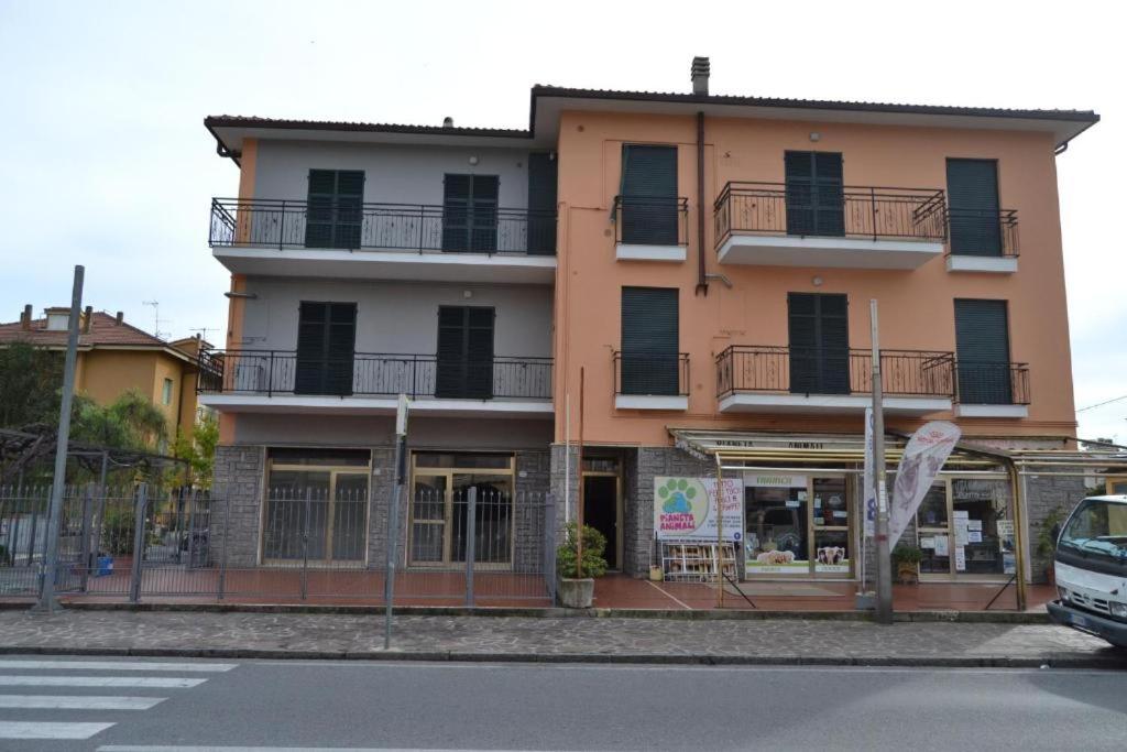 Happy House Diano Marina XL - Chambres d'hôtes Diano Marina