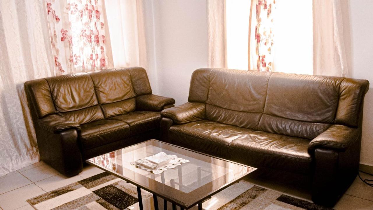 TRIERHOUSE - B&B Douala