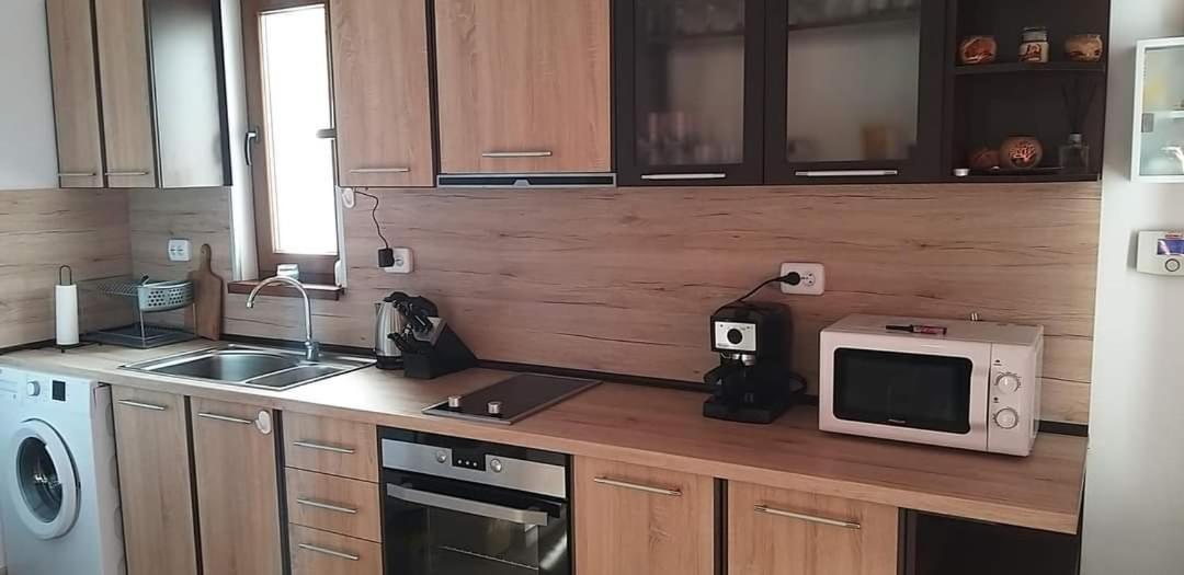 Къща Амфора - Ferienwohnung Trjawna