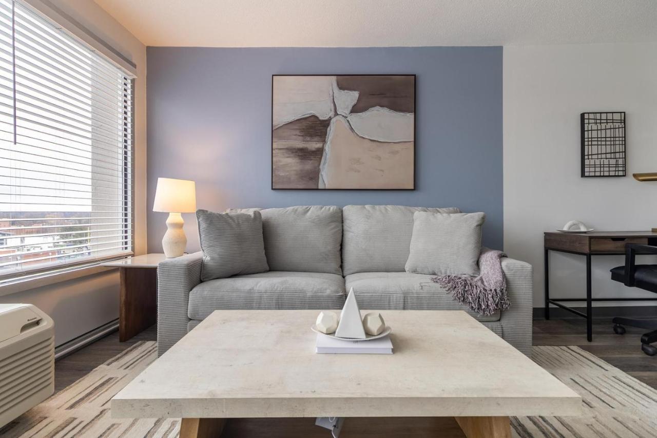 Landing Amazing 1BD Gym Game Room - Ferienwohnung Hartford