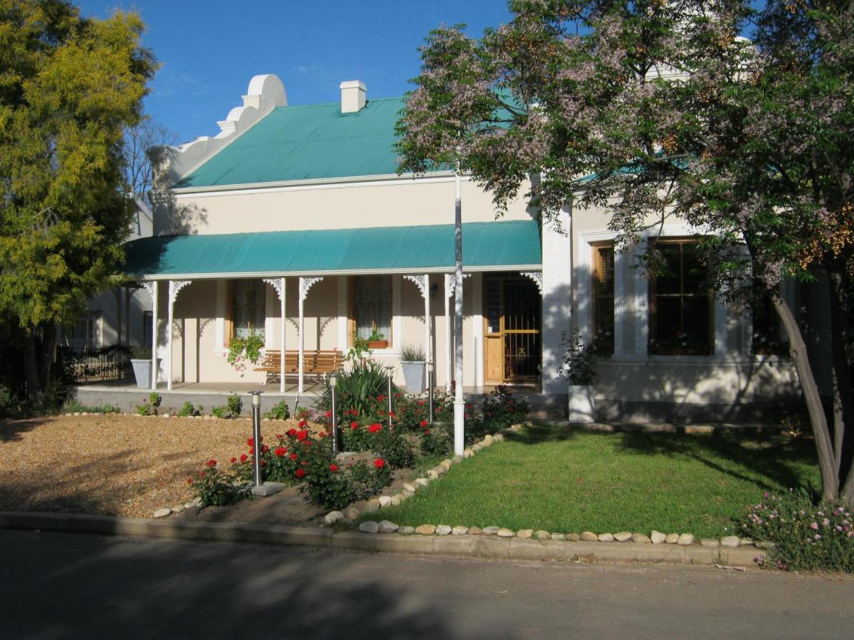 Ladismith Manor - B&B