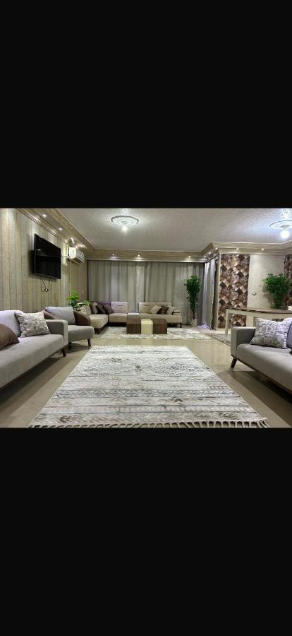 شقة كارفور المعادي - Chambres d'hôtes Le Caire