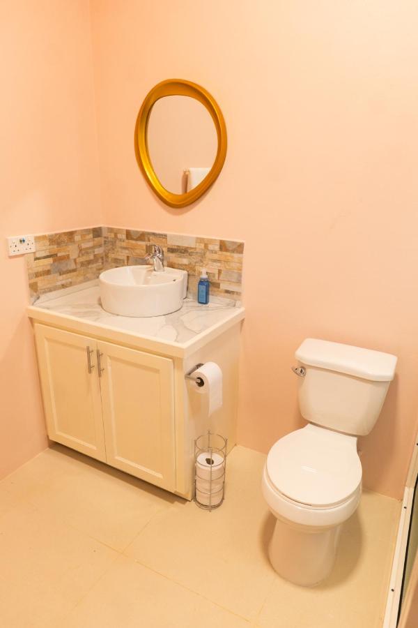 Nook Apartments - B&B Grenville